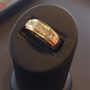 ❌❌SOLD❌❌14k yellow gold w/ 1ctw princess cut dia