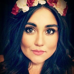 Meet your Posher, Monique