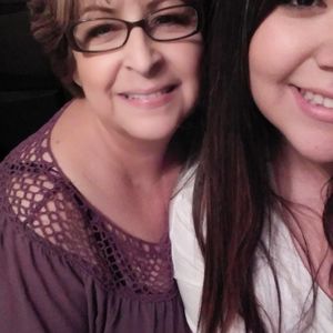 Meet your Posher, Leticia