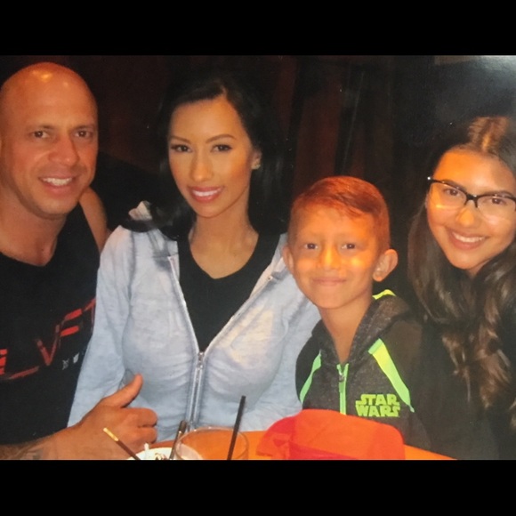 💄 Meet your seller💄 - Picture 2 of 4