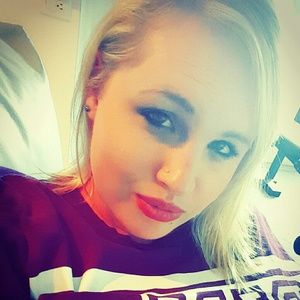 Meet your Posher, Paige