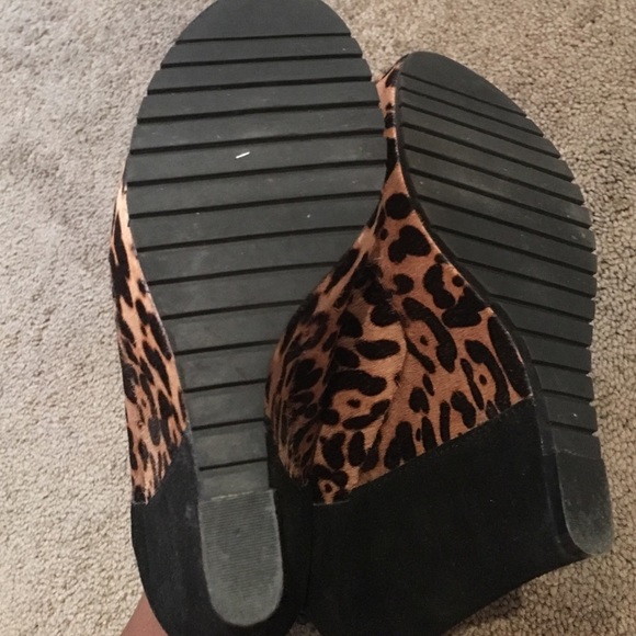 Shoes - Picture 4 of 4