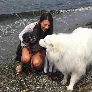 Meet your Posher, Laura