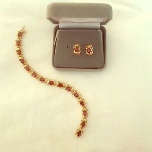 Matching 14k Gold and Garnet Bracelet and Earrings