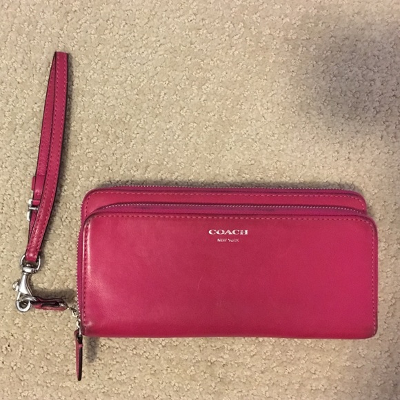 Accordion Coach Zip Wallet