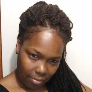 Meet your Posher, Tesia