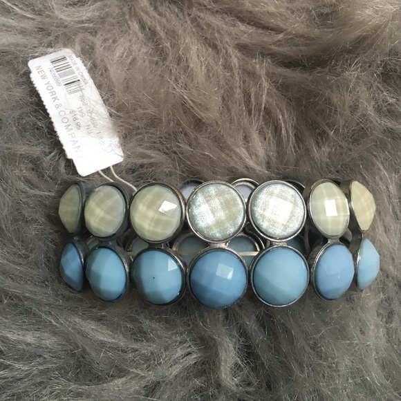 Blue elastic New York & Co bracelet