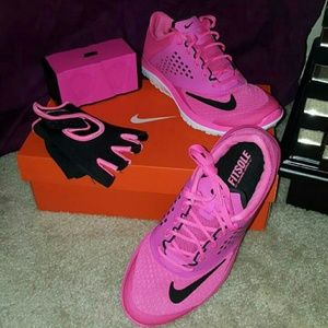 (SOLD) Nike Fitsole