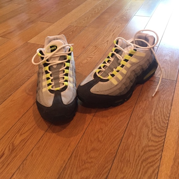 Nike Shoes - Nike air max 95