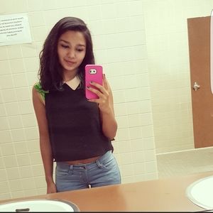 Meet your Posher, Nathaly