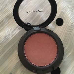 Mac blush