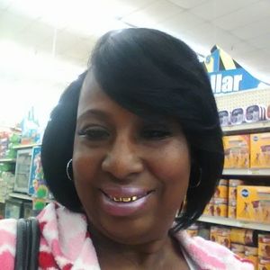 Meet your Posher, Carolyn