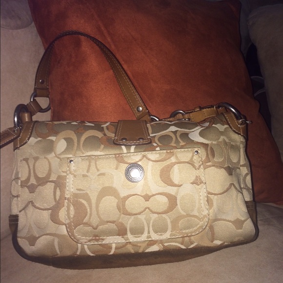 Coach handbag - Picture 2 of 4