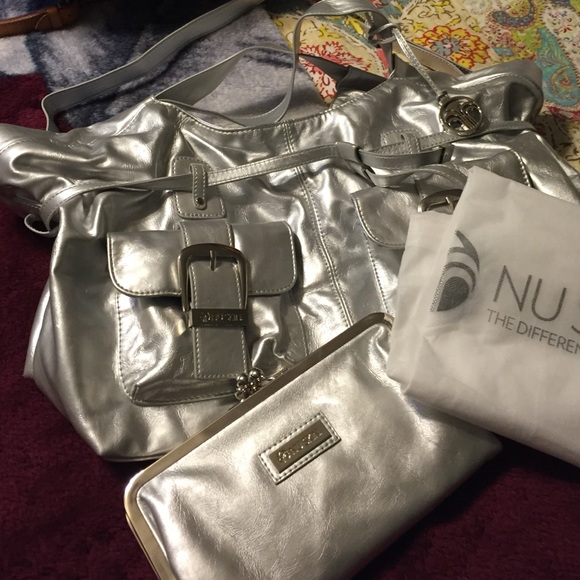 Nu Skin bag and wallet