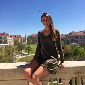 Meet your Posher, Cayla