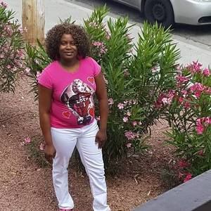 Meet your Posher, Lakisha