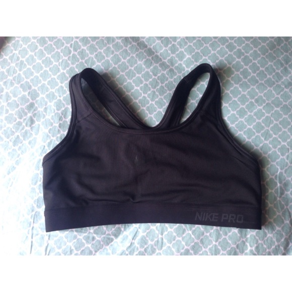 Nike Pro Drifit Sports Bra