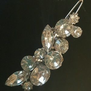 Beautiful Rhinestone Bowrett