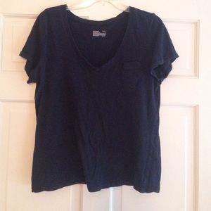 Navy t shirt