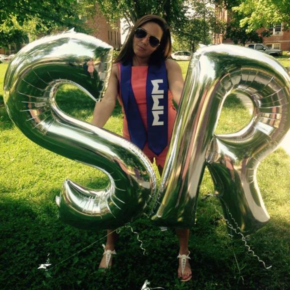 Meet your Posher, Tina