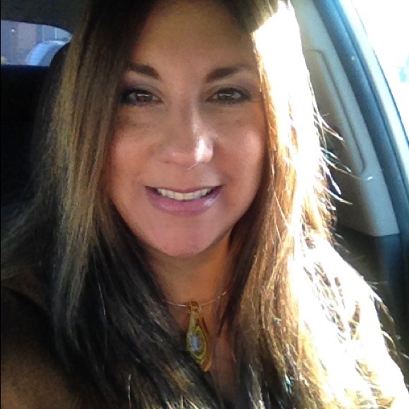 Meet your Posher, Veronica