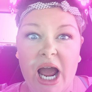 Meet your Posher, Eliza