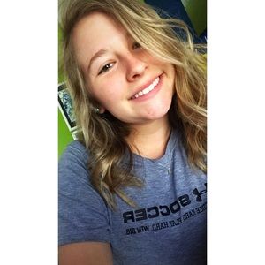 Meet your Posher, Lauren