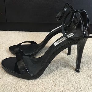 Steve Madden STECY heels