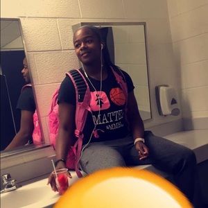 Meet your Posher, Alana