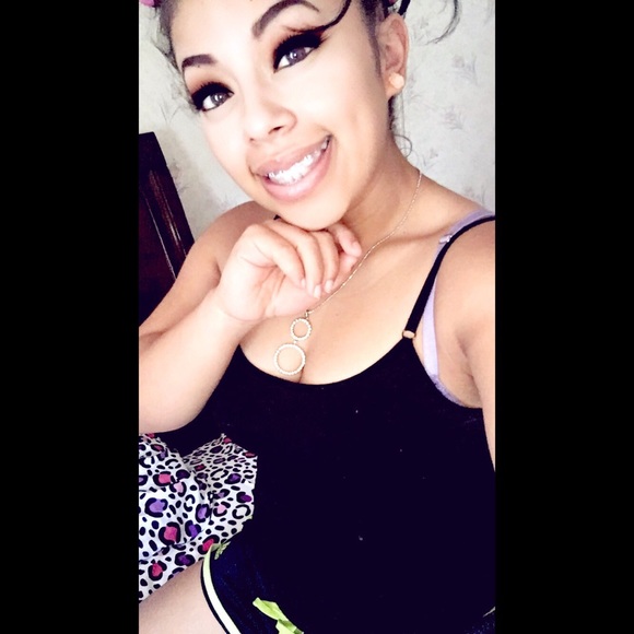 Meet your Posher, Shortty - Picture 1 of 1