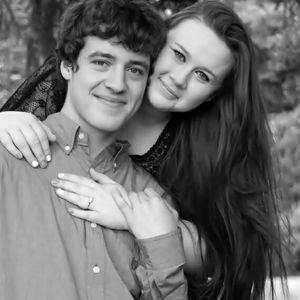 Meet your Posher, Halee