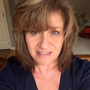 Meet your Posher, Vickie