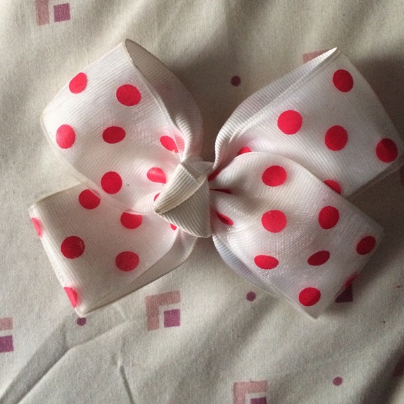 Bows - Picture 4 of 4