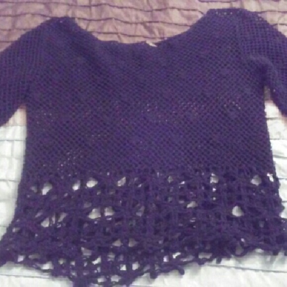 Top - Picture 2 of 2