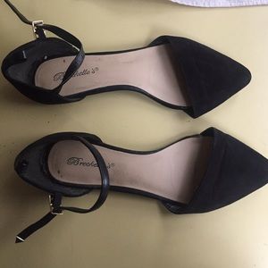 black flats! covers half of foot!