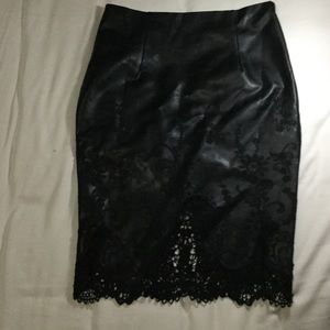 Skirt for ever 21 fix price no offer please