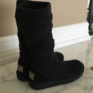 Black Uggs