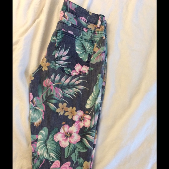 Floral Jeans - Picture 2 of 2