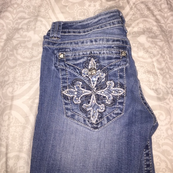 NEW MISS ME CAPRIS