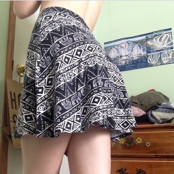 Tribal print skirt