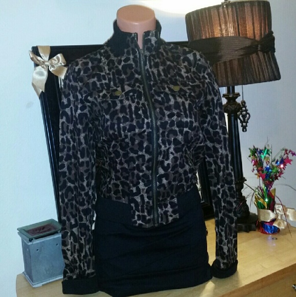 Rue 21 Tiger stripe jacket