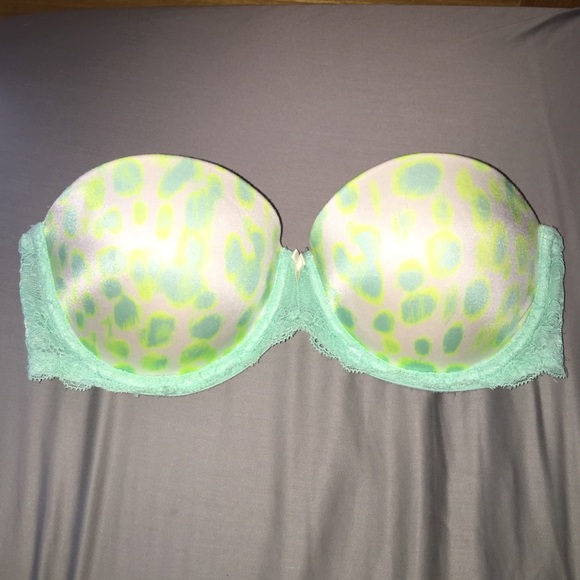 Victoria Secret Strapless Push-Up Bra