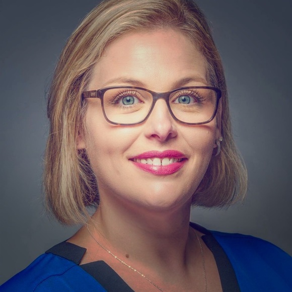 Meet your Posher, Sarah - Picture 2 of 3