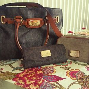 Michael kors bag, matching wallet, and makeup bag
