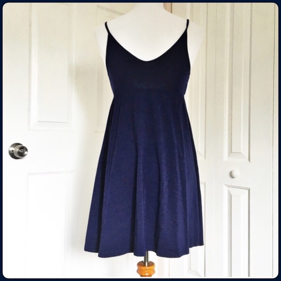 Sold in bundle - Picture 2 of 2