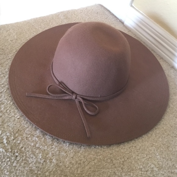 NWT Brown Wool Floppy Hat