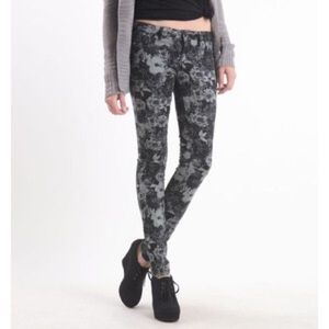 BullHead Black and Grey Floral Denim Leggings