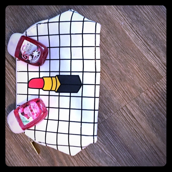 New Fun Pack Pretty Bag.Travel Size To✈️💋💄