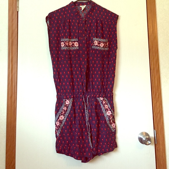 Forever 21 Sleeveless Romper