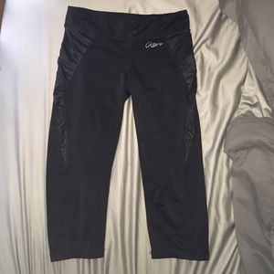 Aeropostale Black Athletic Cropped Leggings